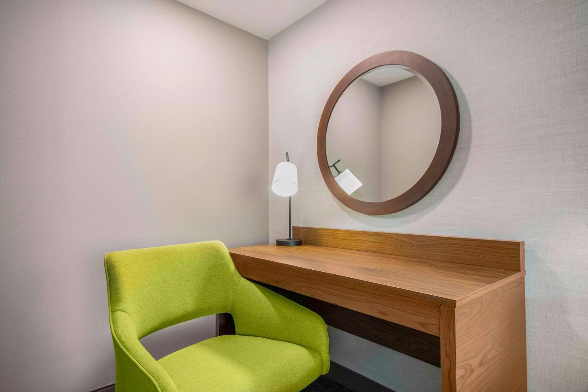Hampton Inn East Aurora Buitenkant foto