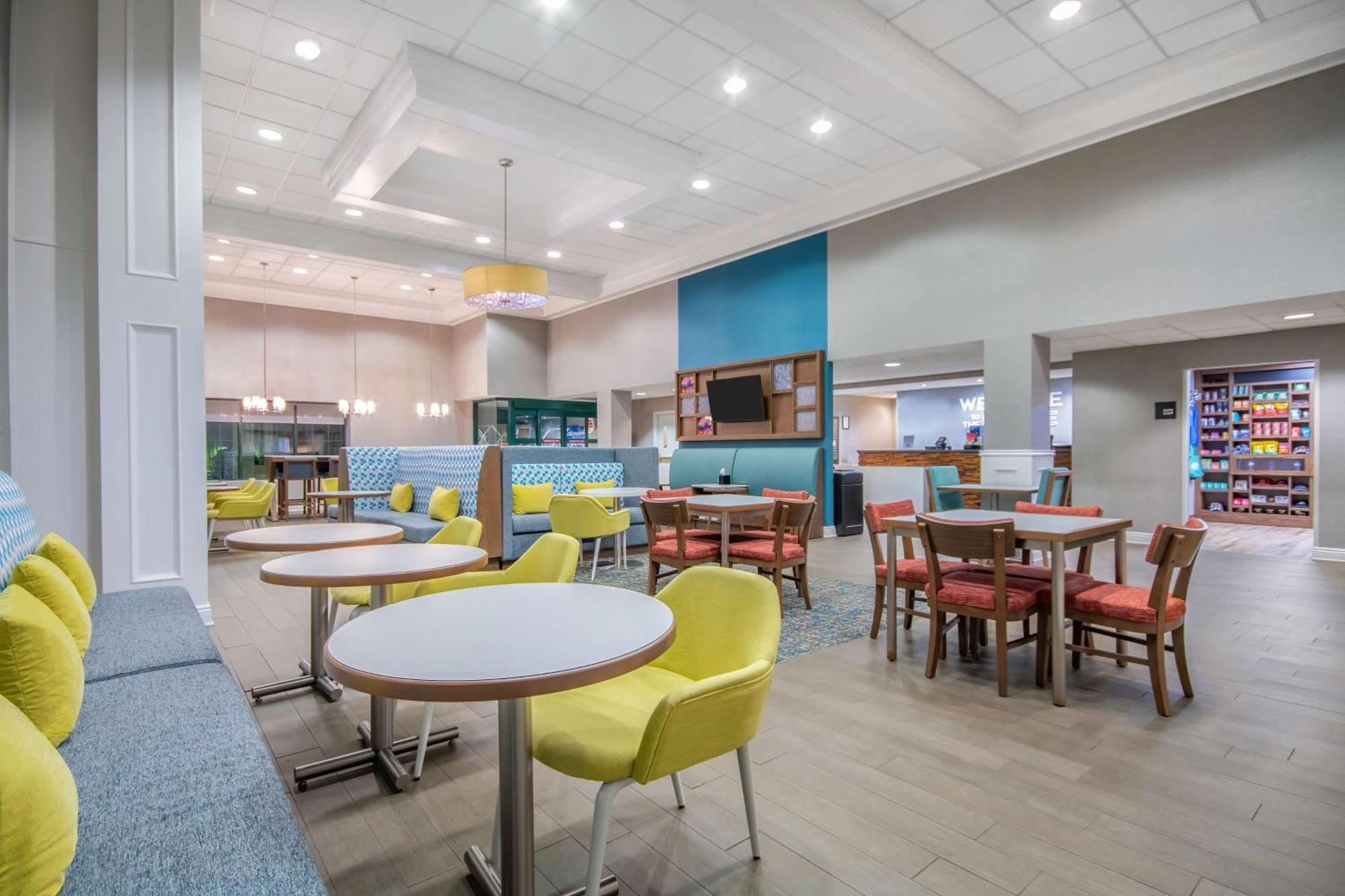Hampton Inn East Aurora Buitenkant foto