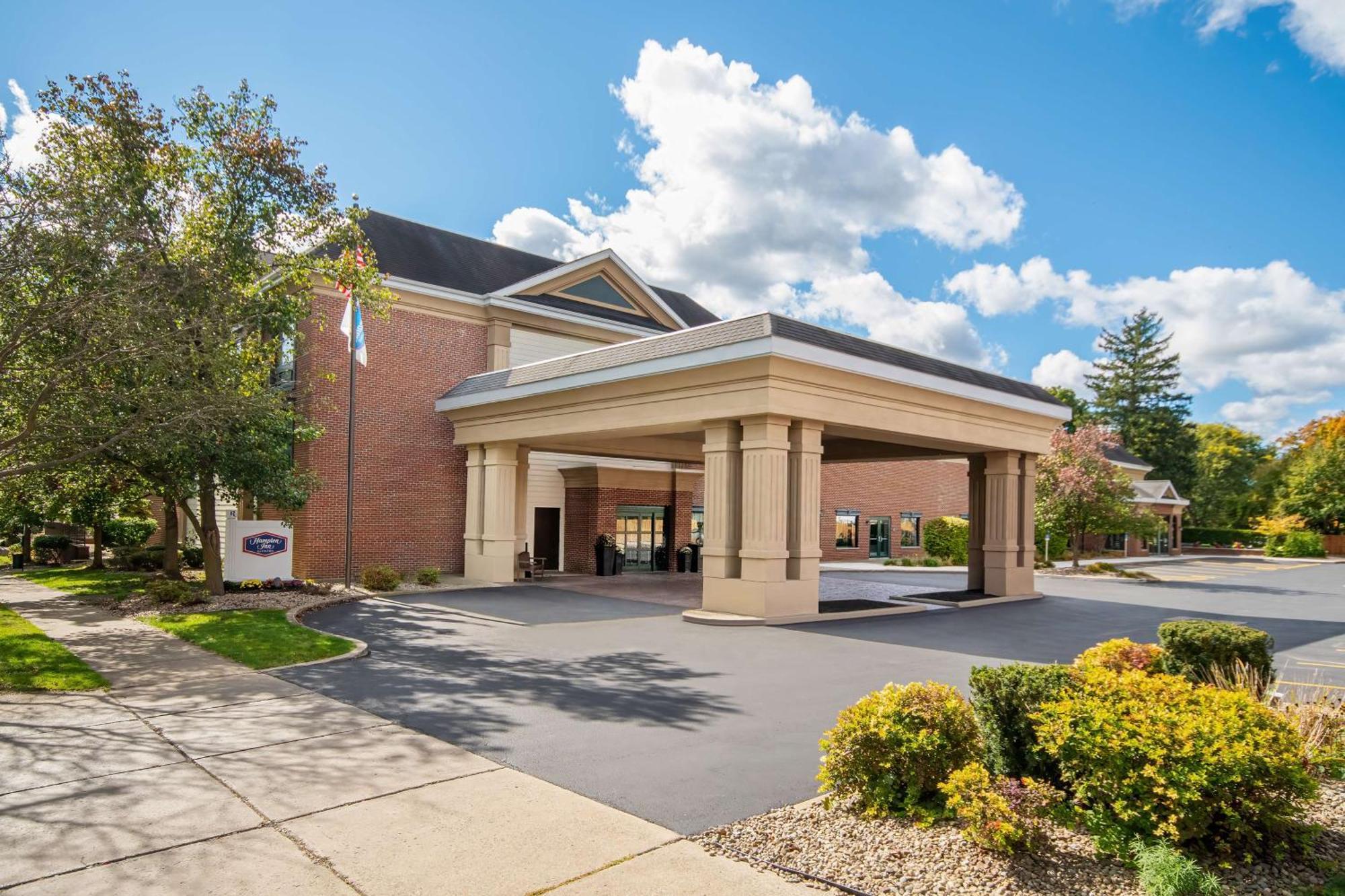Hampton Inn East Aurora Buitenkant foto